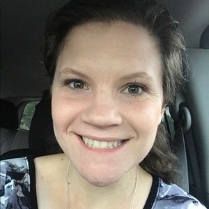 Meet your Posher, Shelbi